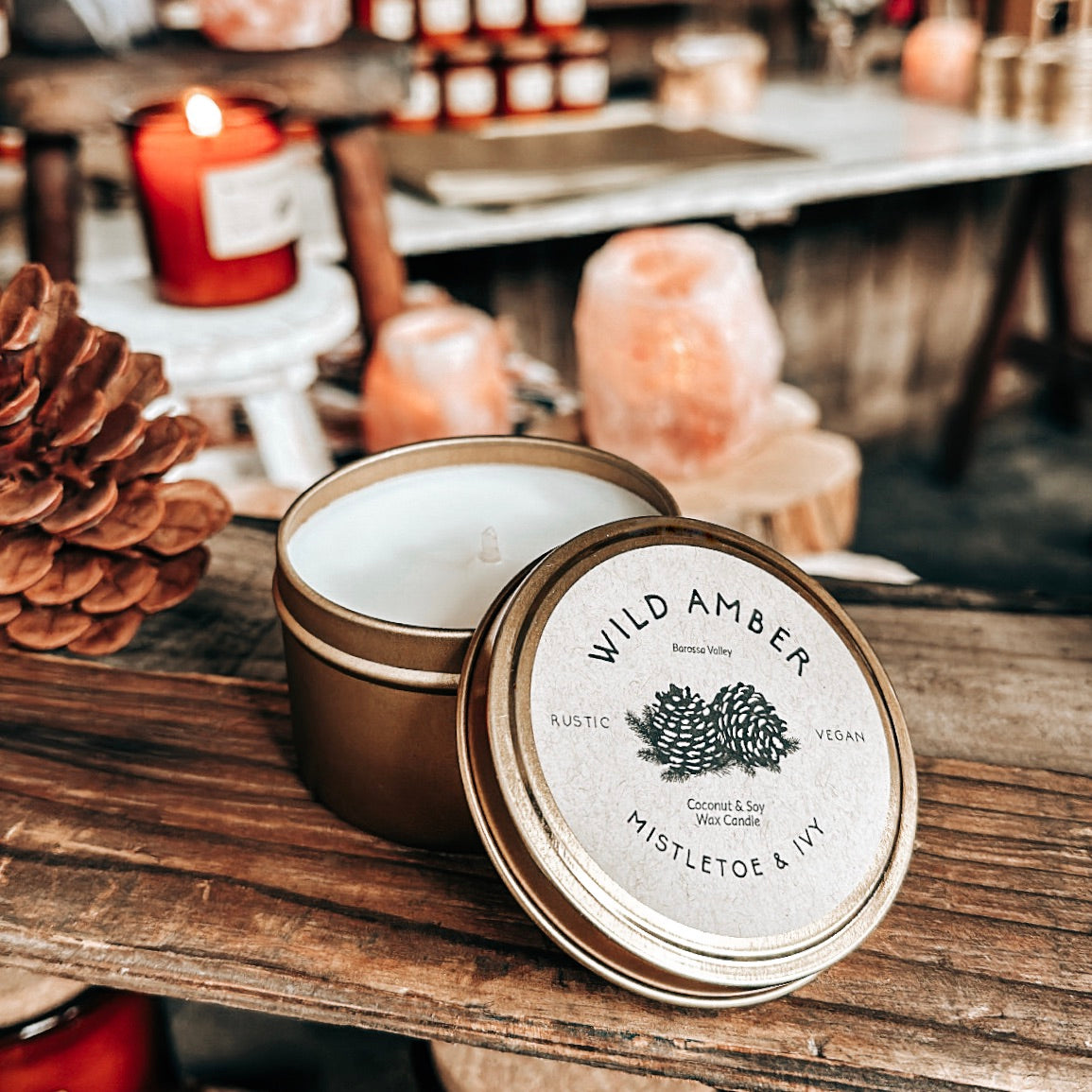 Mistletoe & Ivy Xmas Tin Candles WILD AMBER.